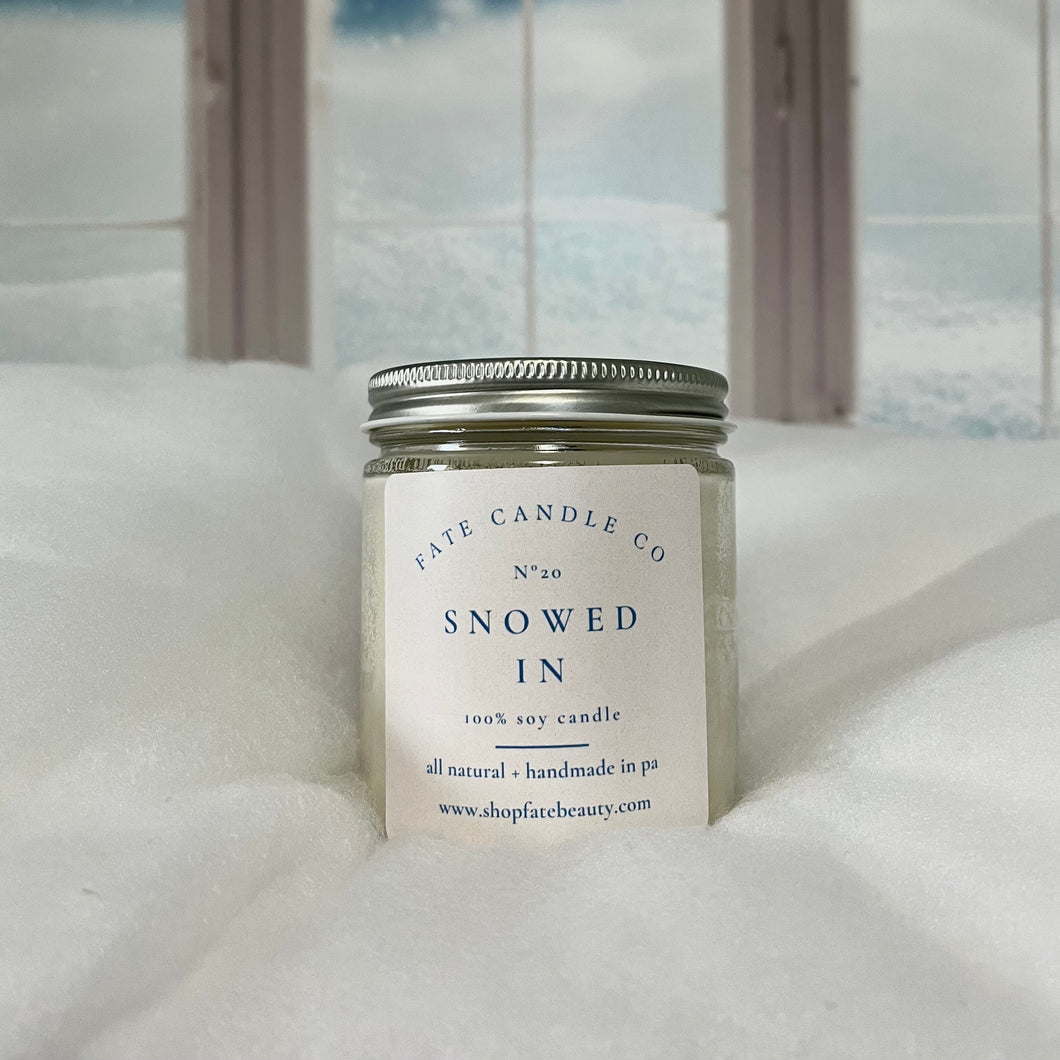Snowed In Non-Toxic Candle (Cardamom, Milk & Cookies) - Fate Beauty 